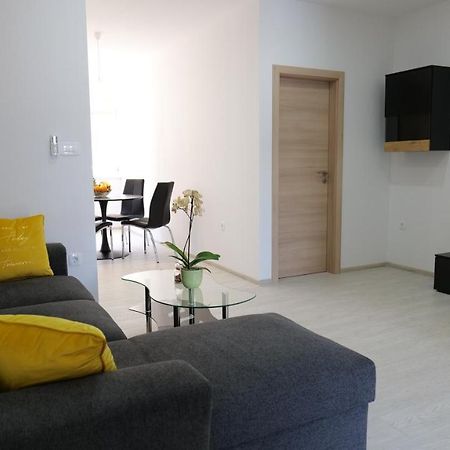 Apartmani Miki Спліт Екстер'єр фото