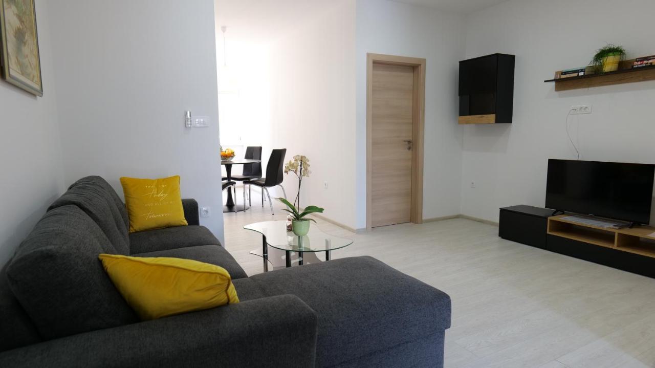 Apartmani Miki Спліт Екстер'єр фото