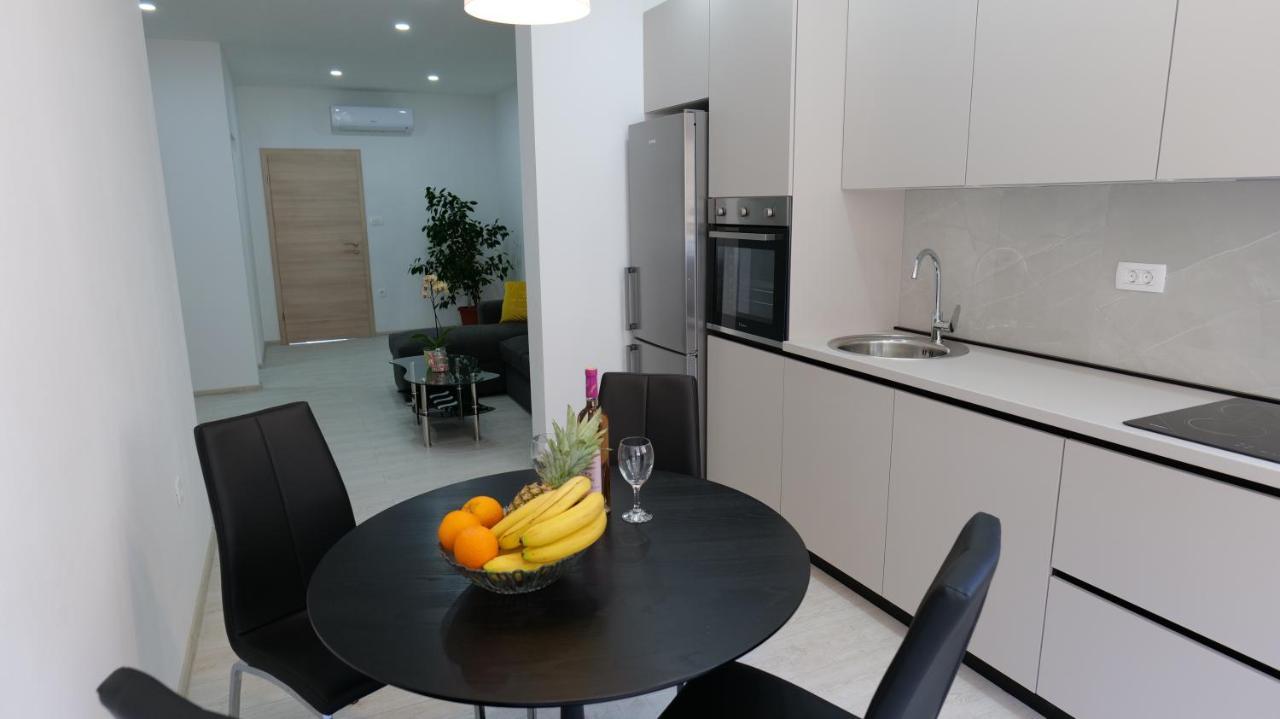 Apartmani Miki Спліт Екстер'єр фото