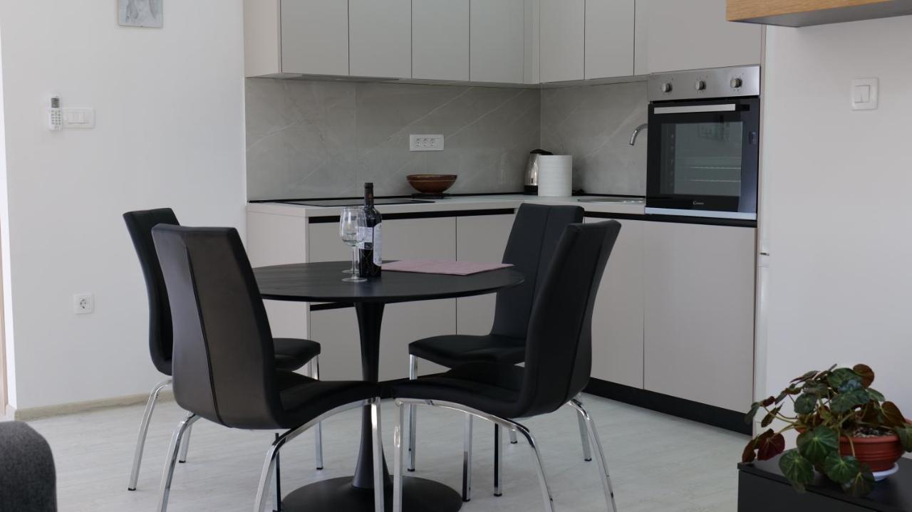 Apartmani Miki Спліт Екстер'єр фото